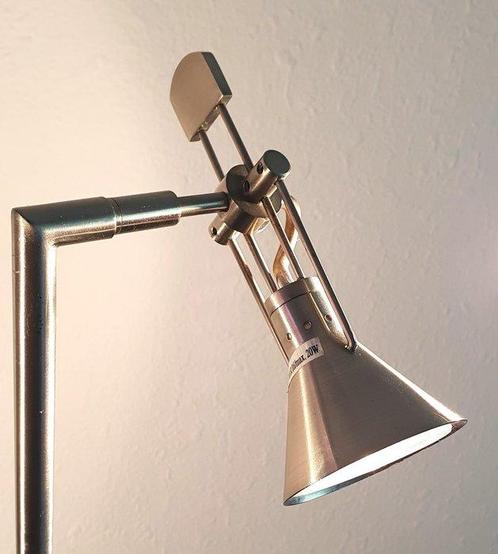 VandeHeg - Tafellamp - Twee postmoderne halogeen tafellampen, Huis en Inrichting, Overige Huis en Inrichting