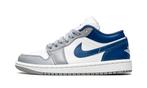 Jordan 1 Low Stealth French Blue (W) - maat 35.5 (Sneakers), ["Jordan","Nike","Nike Jordan","Air Jordan"], Nieuw, Sneakers of Gympen