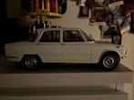 Otto Mobile 1:18 - Model coupé - Alfa Romeo Giulia Super, Hobby en Vrije tijd, Modelauto's | 1:5 tot 1:12, Nieuw