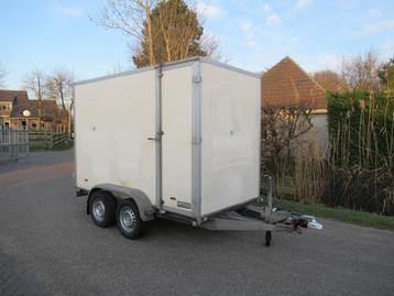 Hapert gesloten aanhangwagen 300x150x180 2000kg, zijdeur beschikbaar voor biedingen