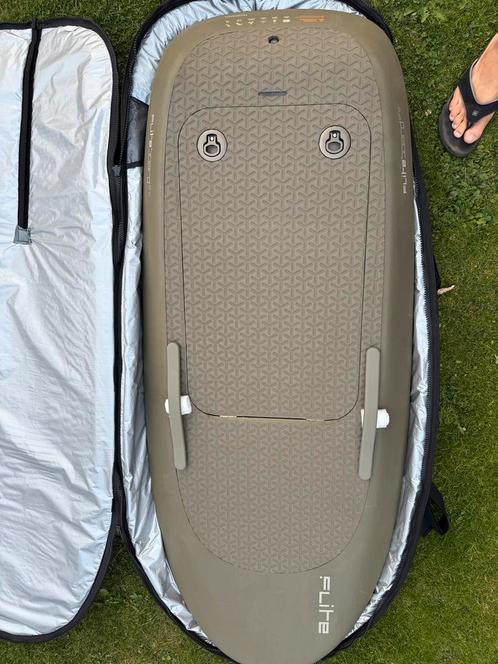 Fliteboard Pro Saltbrush(Board is nieuw in doos) - efoil set, Watersport en Boten, Overige Watersport en Boten, Nieuw, Ophalen