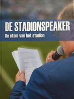 6095857741774 Voetbalboek over de stem van het stadion - ..., Boeken, Peter Vader, Nieuw, Verzenden