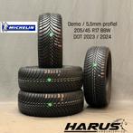 205/45/17 88W Michelin 4seizoensbanden demo/5,5mm profiel 4X, Gebruikt, 17 inch, All Season, Band(en)