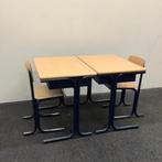 Complete school set van 44 stuks tafels + stoelen (stip, Huis en Inrichting, Gebruikt, Ophalen of Verzenden, Eén, Hout