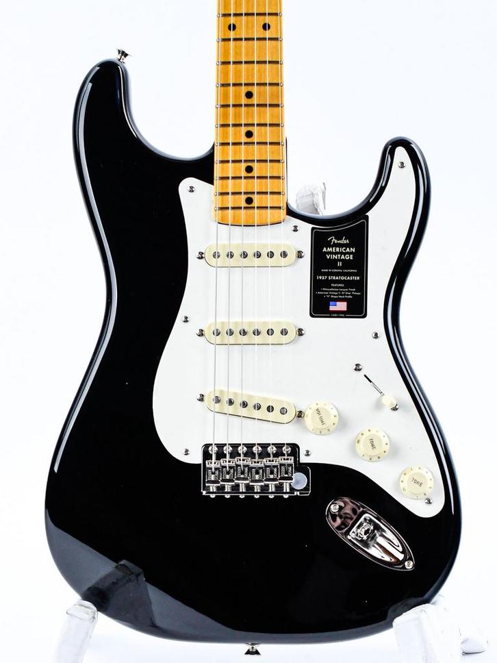 Fender American Vintage II 1957 Stratocaster Black, Muziek en Instrumenten, Snaarinstrumenten | Gitaren | Elektrisch, Solid body