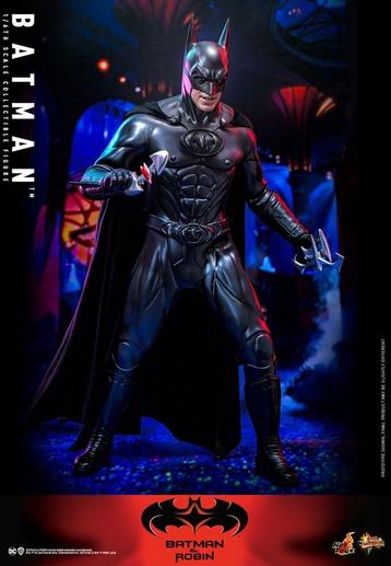 Batman & Robin Action Figure 1/6 Batman 30 cm beschikbaar voor biedingen