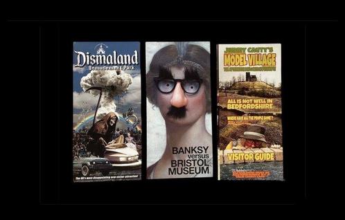 Banksy (1974) - Set di 3 Brochure + Bonus (Dismaland,, Antiek en Kunst, Kunst | Schilderijen | Modern