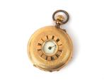 Een 18 krt. geelgouden half hunter zakhorloge, 19e eeuw