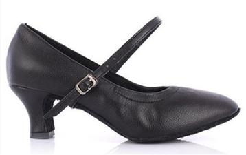 Dames dansschoenen 5 cm stabiele hak met elastiek en bandje beschikbaar voor biedingen