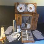 Luxe picknickmand met uitgebreide inhoud voor 4 personen -