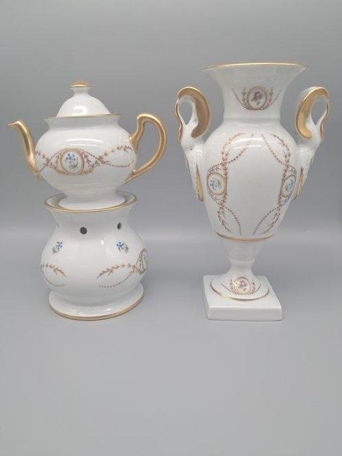Limoges Castel - Vaas (2) - Porselein, Antiek en Kunst, Antiek | Glas en Kristal