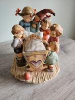 Goebel - Beeldje - Das Nesthäkchen Rock-A-Bye - TMK7 -, Antiek en Kunst, Curiosa en Brocante