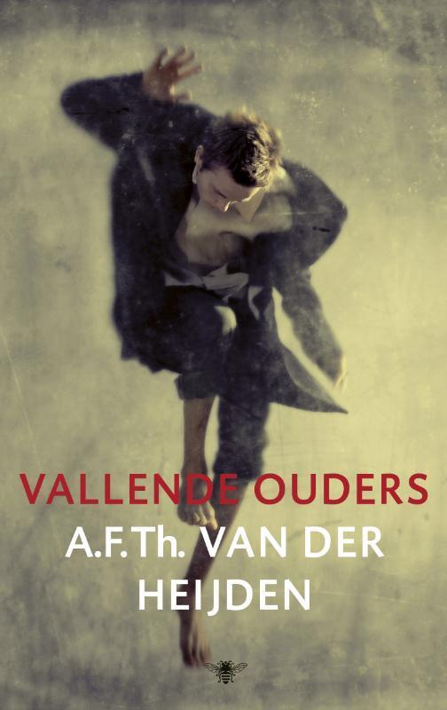 Vallende ouders / De tandeloze tijd 9789023469261, Boeken, Romans, Gelezen, Verzenden