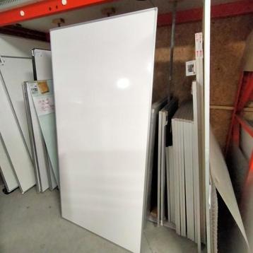 Presentatiebord | flipover | folderkast | whiteborden beschikbaar voor biedingen