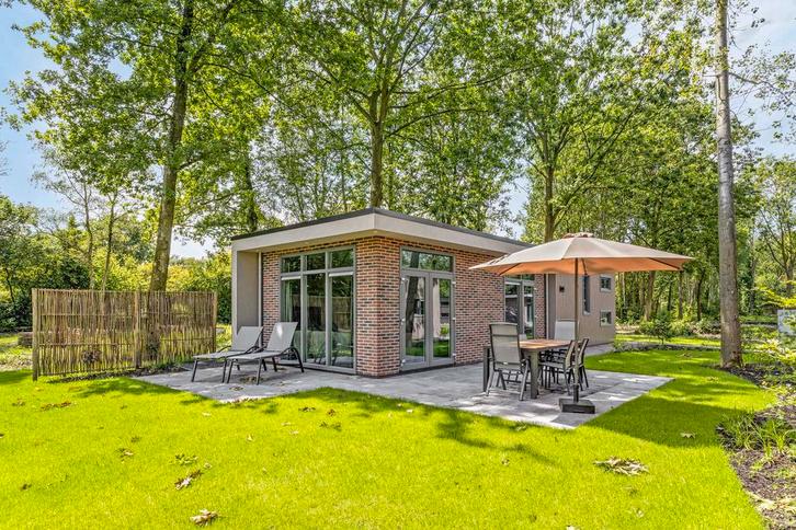 Recreatiewoningen te koop op nieuw vakantieresort in Brabant, Huizen en Kamers, Recreatiewoningen te koop, Chalet, Noord-Brabant