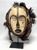 Ngon Tang masker - Giftand - Gabon (Zonder Minimumprijs)