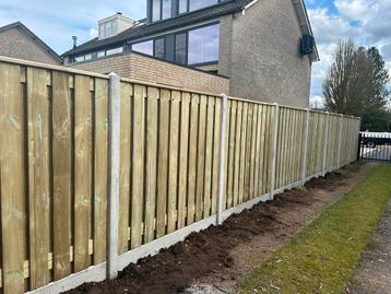 Houtbeton schutting | Grenen 21 planken | €110 per meter! beschikbaar voor biedingen