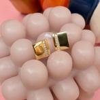 Gouden oorstekers met diamant | 0,07 ct. (oorbellen), Sieraden, Tassen en Uiterlijk, Oorbellen, Gebruikt, Overige kleuren, Ophalen of Verzenden