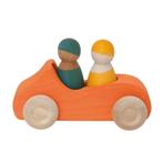 Grimms - Houten auto oranje met 2 poppetjes, Nieuw