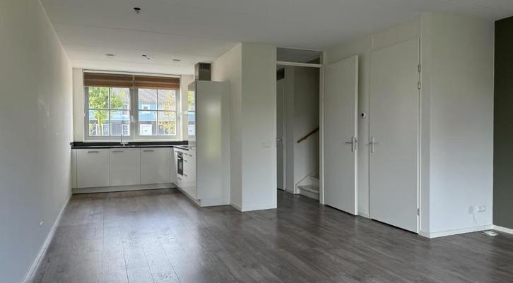 Tussenwoning te huur 4 kamers, Arnhem, Huizen en Kamers, Huizen te huur, Direct bij eigenaar, Gelderland, Tussenwoning