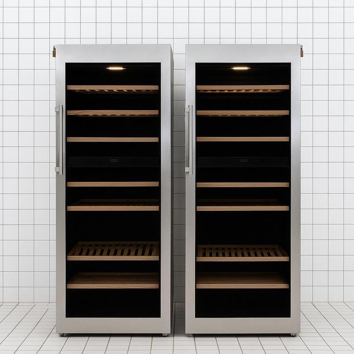 2 Twee Liebherr RVS Wijnkoelkasten Vinidor – 221 flessen, Witgoed en Apparatuur, Koelkasten en IJskasten, Zonder vriesvak, Zo goed als nieuw