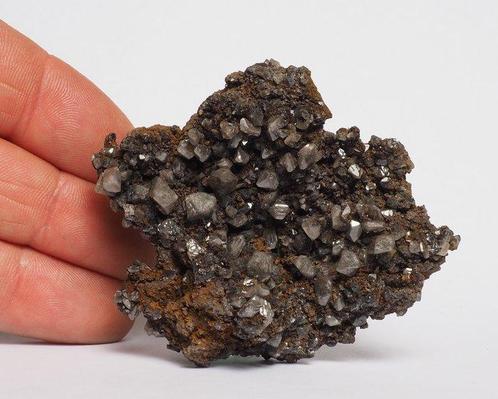 cerussiet Kristallen op matrix - Hoogte: 7.5 cm - Breedte: 6, Verzamelen, Mineralen en Fossielen