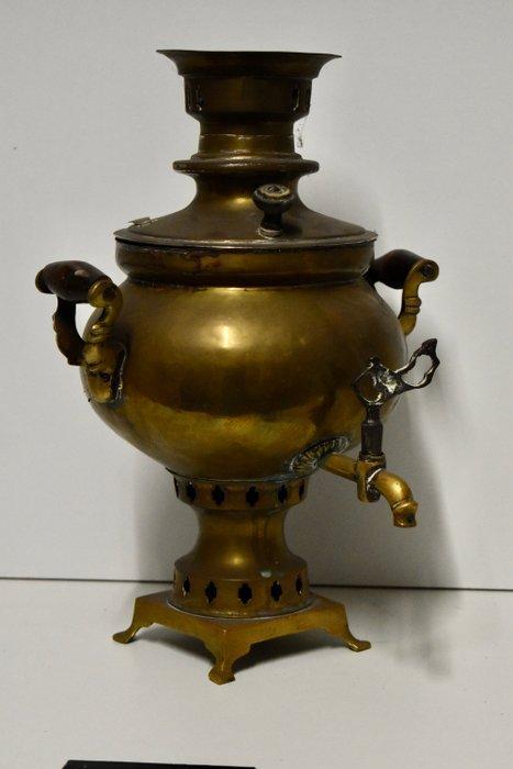 Aleksandra Batashew - Samovar - Messing - Somovar, Antiek en Kunst, Antiek | Overige Antiek