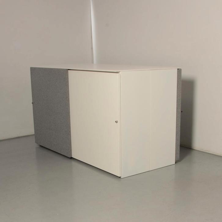 Gispen akoestische schuifdeurkast, wit, 120 x 208 cm, incl., Huis en Inrichting, Kasten | Roldeurkasten en Archiefkasten, Ophalen of Verzenden