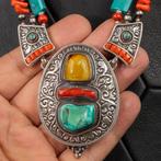 Rood koraal, amber, Himalaya-turquoise (howliet) -