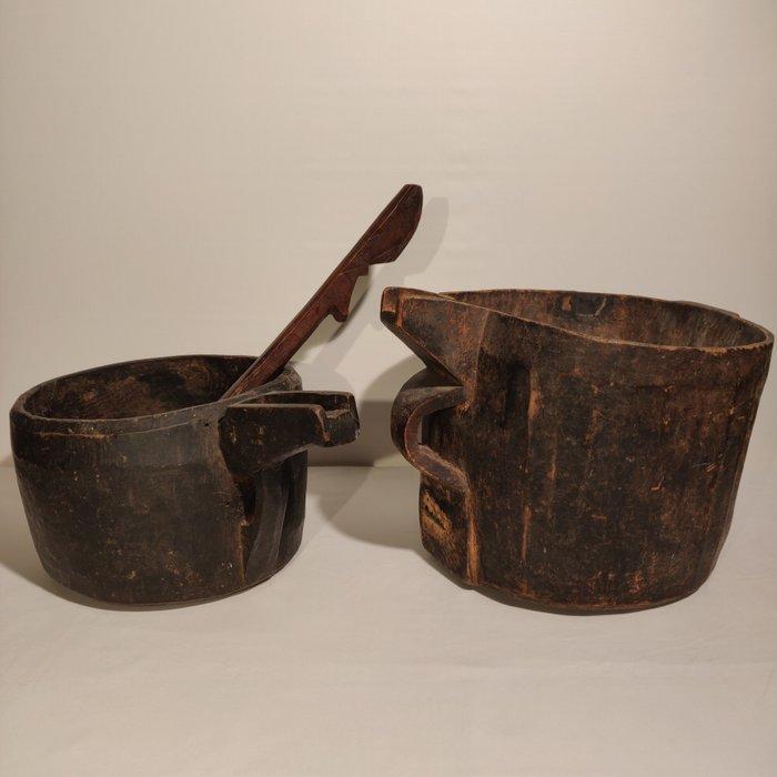 Kruik (3) - Hout - Items uit Nuristan, Antiek en Kunst, Kunst | Niet-Westerse kunst