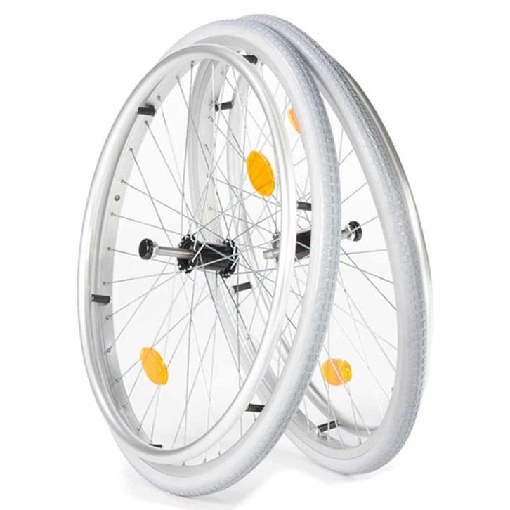 Rolstoel wielen met luchtbanden (2 stuks) | Geschikt voor ro, Diversen, Rolstoelen, Ophalen of Verzenden