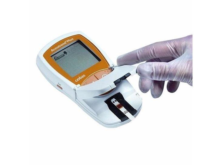 Roche Accutrend Plus meter Glucose, Trygliceride, Lactaat, Diversen, Verpleegmiddelen, Nieuw, Verzenden
