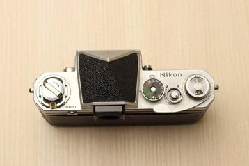 Nikon F (Eye Level Finder) Silver Analoge camera beschikbaar voor biedingen
