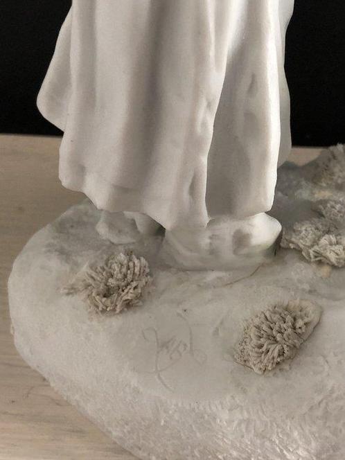 Style Sèvres. - Miniatuur figuur - Groupe biscuit style, Antiek en Kunst, Antiek | Glas en Kristal