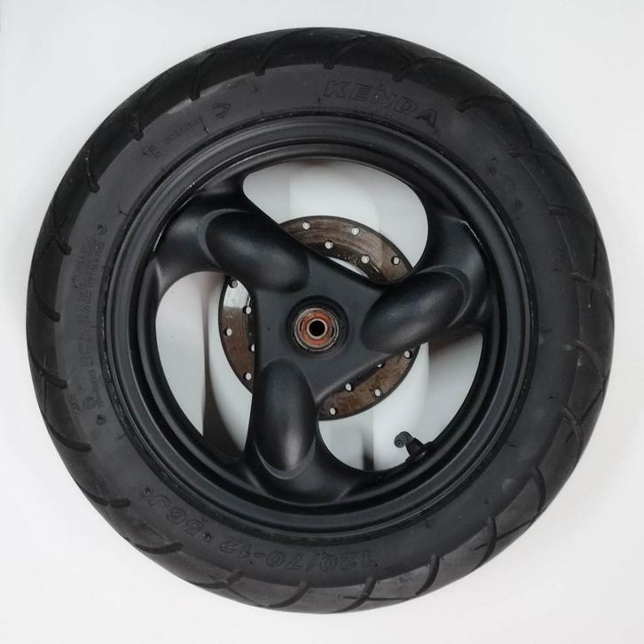 Hele nette voorvelg wiel voorwiel/ Kymco Agility 50 / 12 inc, Fietsen en Brommers, Brommeronderdelen | Scooters, Zo goed als nieuw