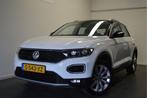 Zakelijke Lease |  Volkswagen T-Roc 1.5 TSI Sport, Automaat, Gebruikt, Wit, SUV of Terreinwagen