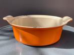 Le Creuset - Braadpan - Emaille, Lettertype