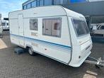 Adria Altea 430 DD | Stapelbed | Lichtgewicht (zondag open), Caravans en Kamperen, Dwars-stapelbed, Treinzit, 750 - 1000 kg, Adria