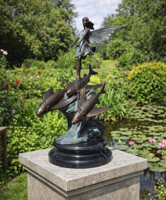 Beeld, Fairy Riding Flying Fish - 38 cm - Brons, Marmer, Antiek en Kunst, Kunst | Designobjecten