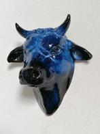 Vanessa Bonino - sculptuur, Blue Bull - 21 cm - Majolica -