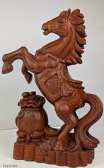 Groot beeld paard massief hout - Waarschijnlijk Red