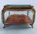 Sieradendoos - Glas, Messing - L 12,5 x H 8,5 cm, Antiek en Kunst