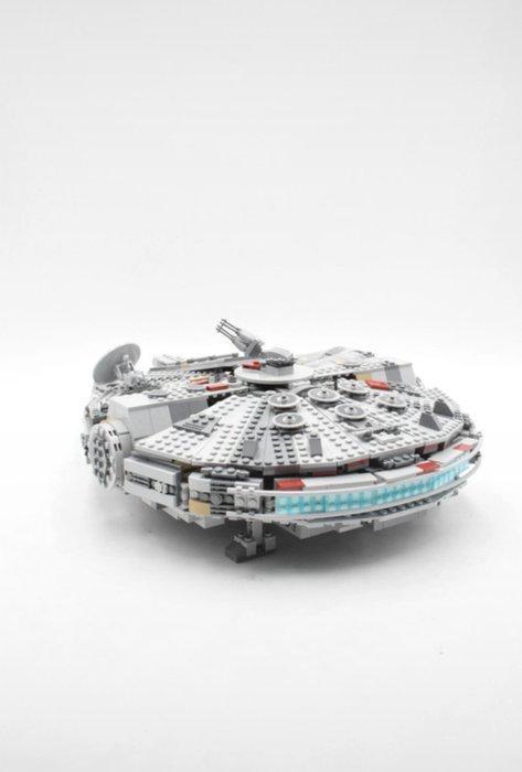 Lego Set - 75257 - Star Wars - Millennium Falcon, Kinderen en Baby's, Speelgoed | Duplo en Lego
