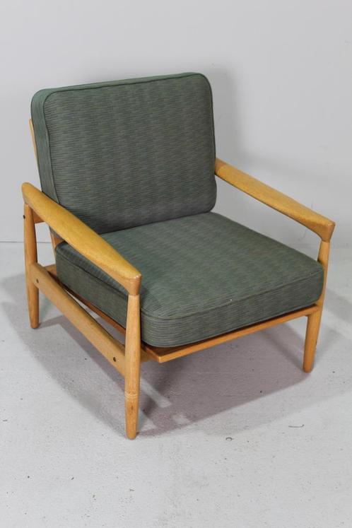 Vintage fauteuil Erik Wørts eiken, groen, Huis en Inrichting, Fauteuils, 50 tot 75 cm, Minder dan 75 cm, Zo goed als nieuw, Hout