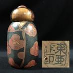 Gesigneerd Sekiguchi Toa / Houten Kokeshi-beeldje (H:15cm) /