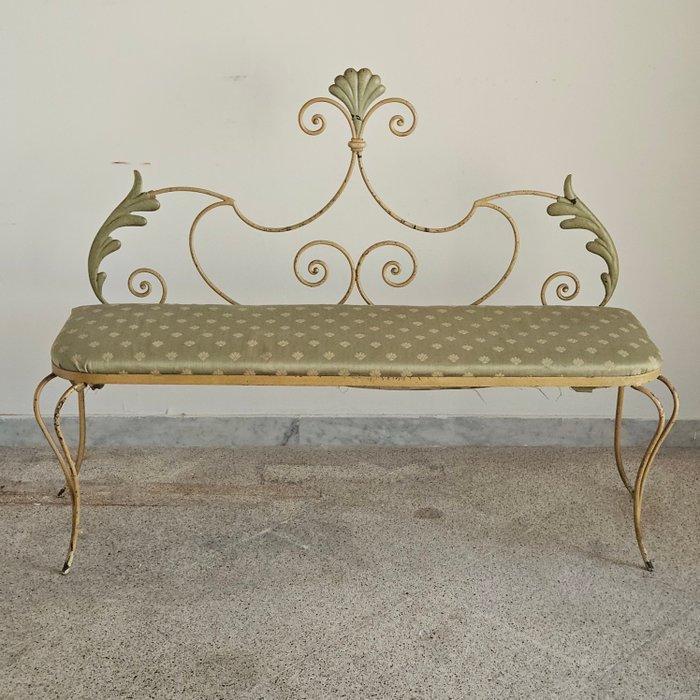 Bank - bloemachtig - Smeedijzer, Textiel - decoratie, Antiek en Kunst, Curiosa en Brocante
