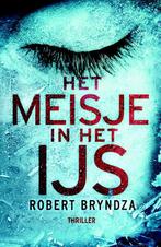 Het meisje in het ijs / Erika Foster / 1 9789022582022, Boeken, Verzenden, Gelezen, Robert Bryndza