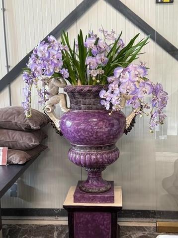 Vaas met kunst bloemen 0rchidee paars &amp; wit beschikbaar voor biedingen