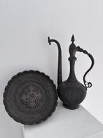 Prachtige Qajar-sets bestaande uit een waterkan en een met, Antiek en Kunst