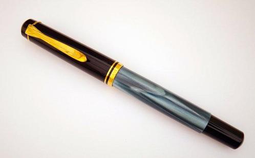 Pelikan - M200 blue - Zonder Minimumprijs - Vulpen, Verzamelen, Pennenverzamelingen